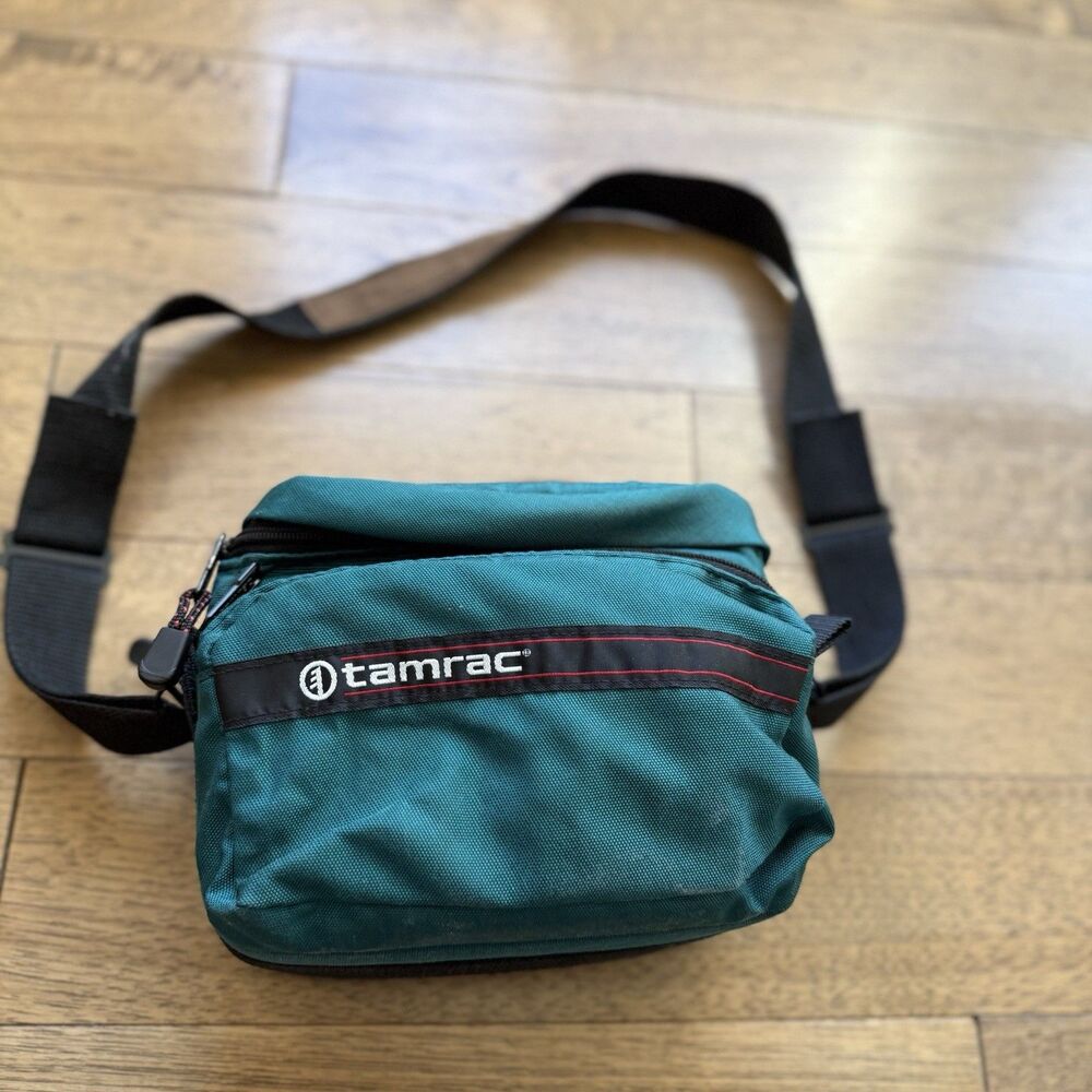 Tamrac 601 Green Nylon Padded Camera Bag Carry Shoulder Strap Access Compartment